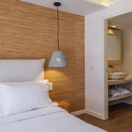 Dm By Ethos Hospitality *